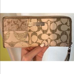 Cream Coach Poppy Wallet